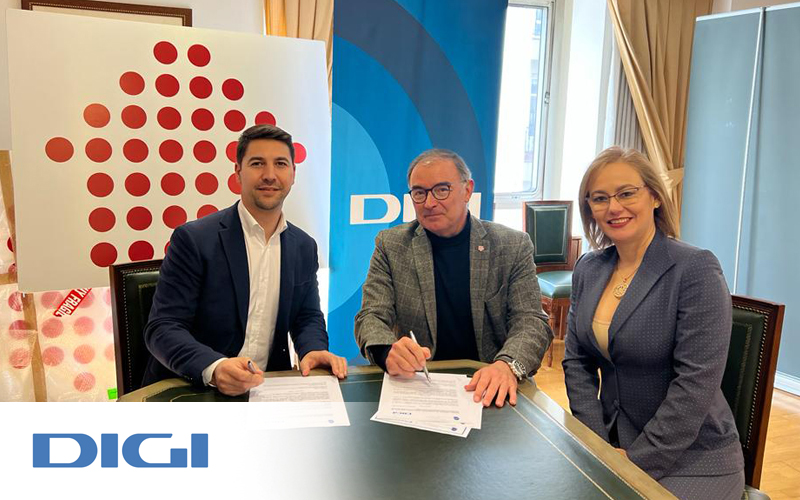 Firma de Digi y CAF Bizkaia