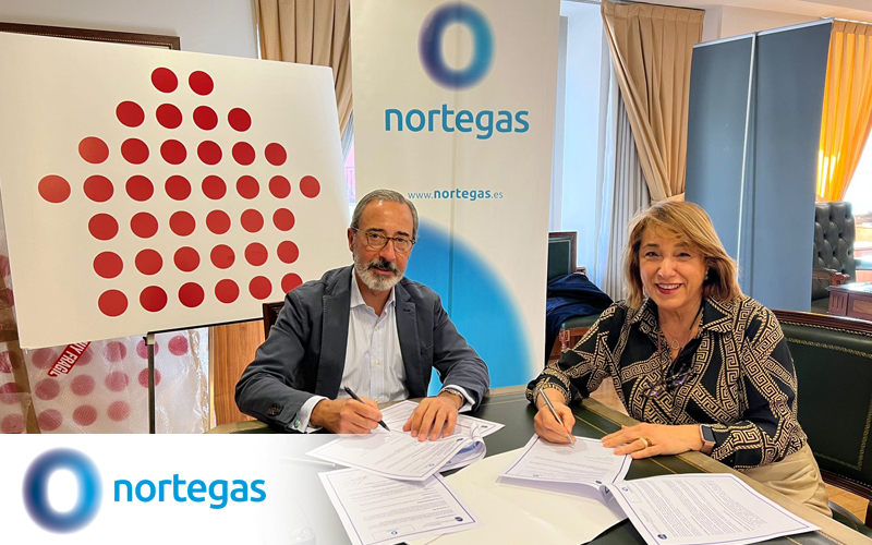 Firma de Nortegas y CAFBizkaia