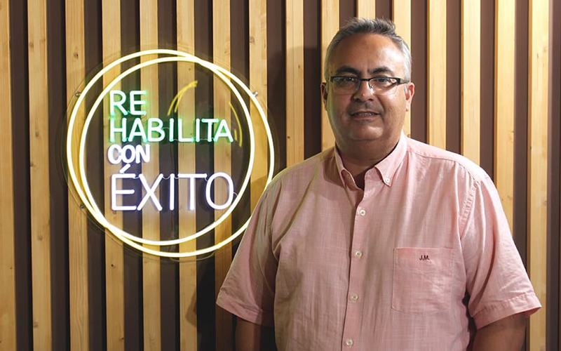 Rehabilita con éxito entrevista en su segundo programa a Javier Montero, presidente del Colegio de Administradores de Gipuzkoa y Álava
