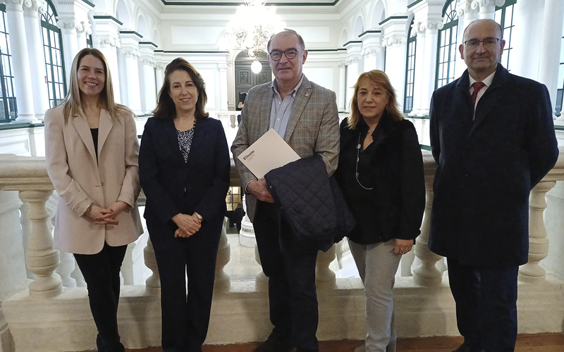 Convenio de CAF Bizkaia y la Universidad de Deusto